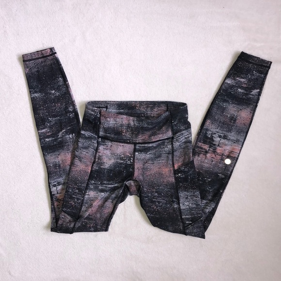 lululemon athletica Pants - Lululemon Black Pink Grey Workout Leggings with Pockets